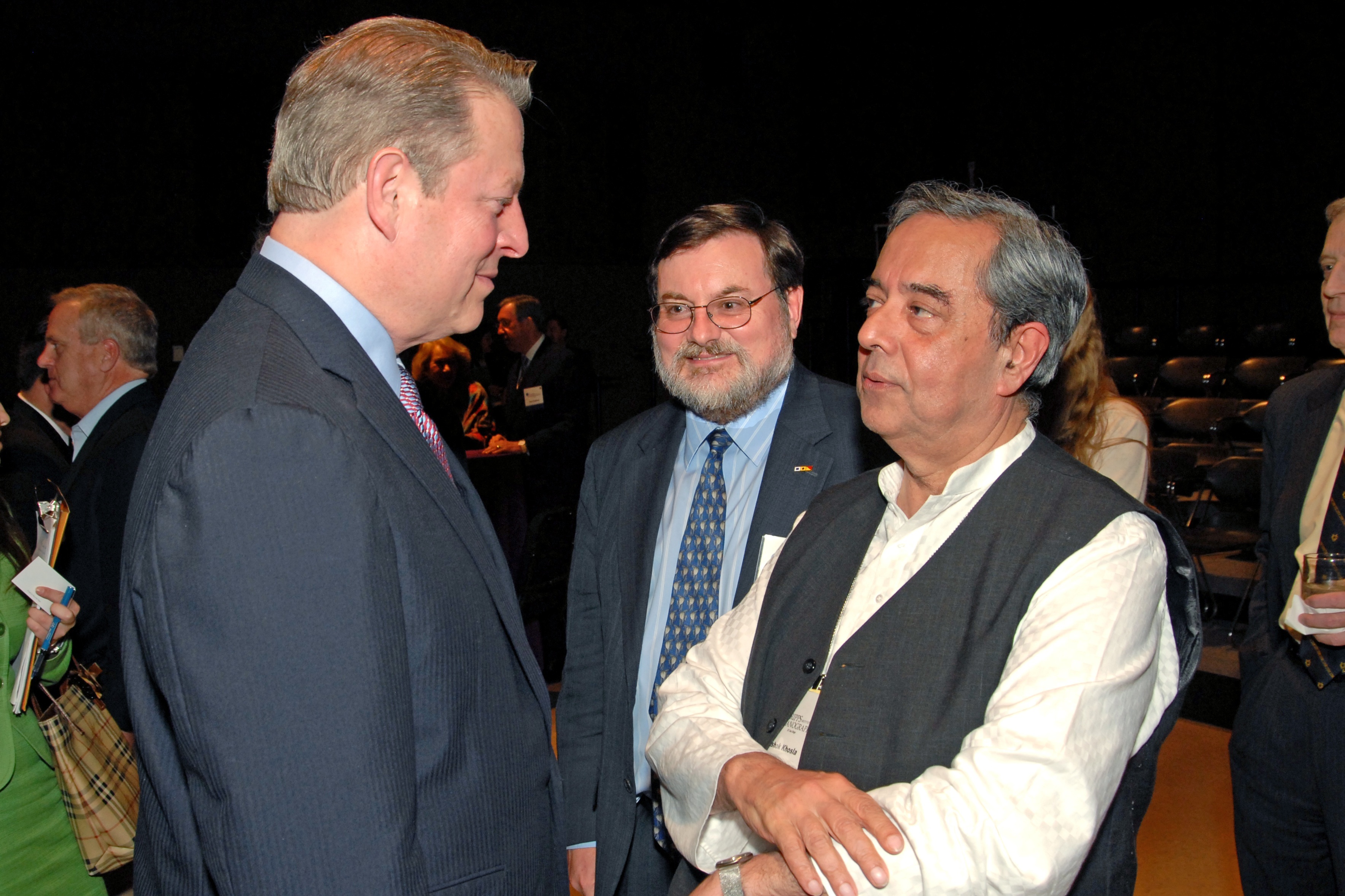 AK and Al Gore at Roger Revelle's 100th Anniversary 2.jpg